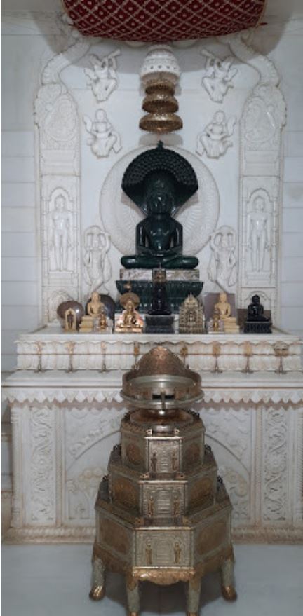 Shri 1008 Chintamani Parshvnath Digamber Jain Mandir, Rankuwa, District - Navsari (Gujarat) image 4