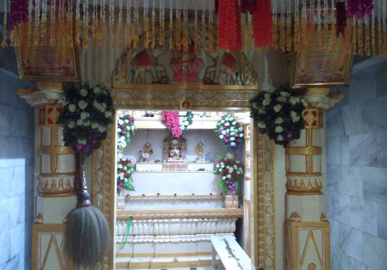 Shri  Jain Shwetamber Mandir, Rankuwa, District - Navsari (Gujarat) image 2