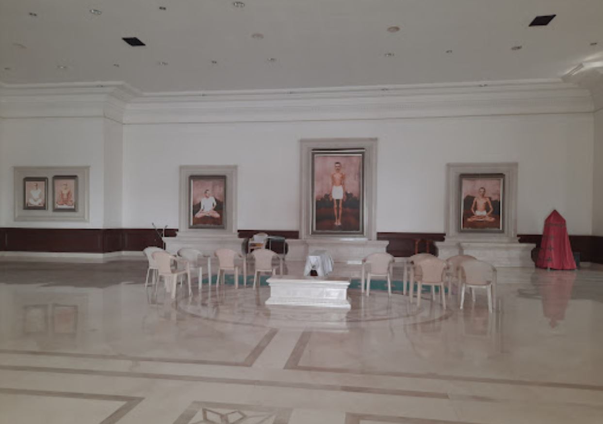 Shrimad Rajchandra Janmabhuvan and Jain Derasar, Vavaniya, District - Morbi (Gujarat) image 2