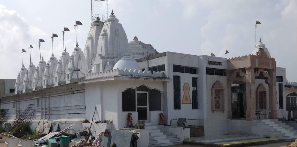 Nirbhay Dham Digamber Jain Mandir, Visnagar - Kheralu Road, Umta, District - Mahesana (Gujarat) image 1