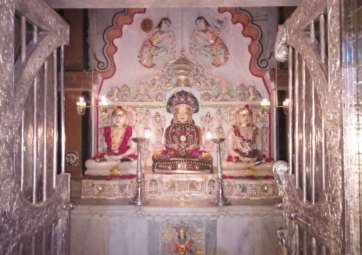 108 Manoranjan Parshvnath Jain Tirth, Station Road, Pilaji Ganj, Mahesana (Gujarat) image 8