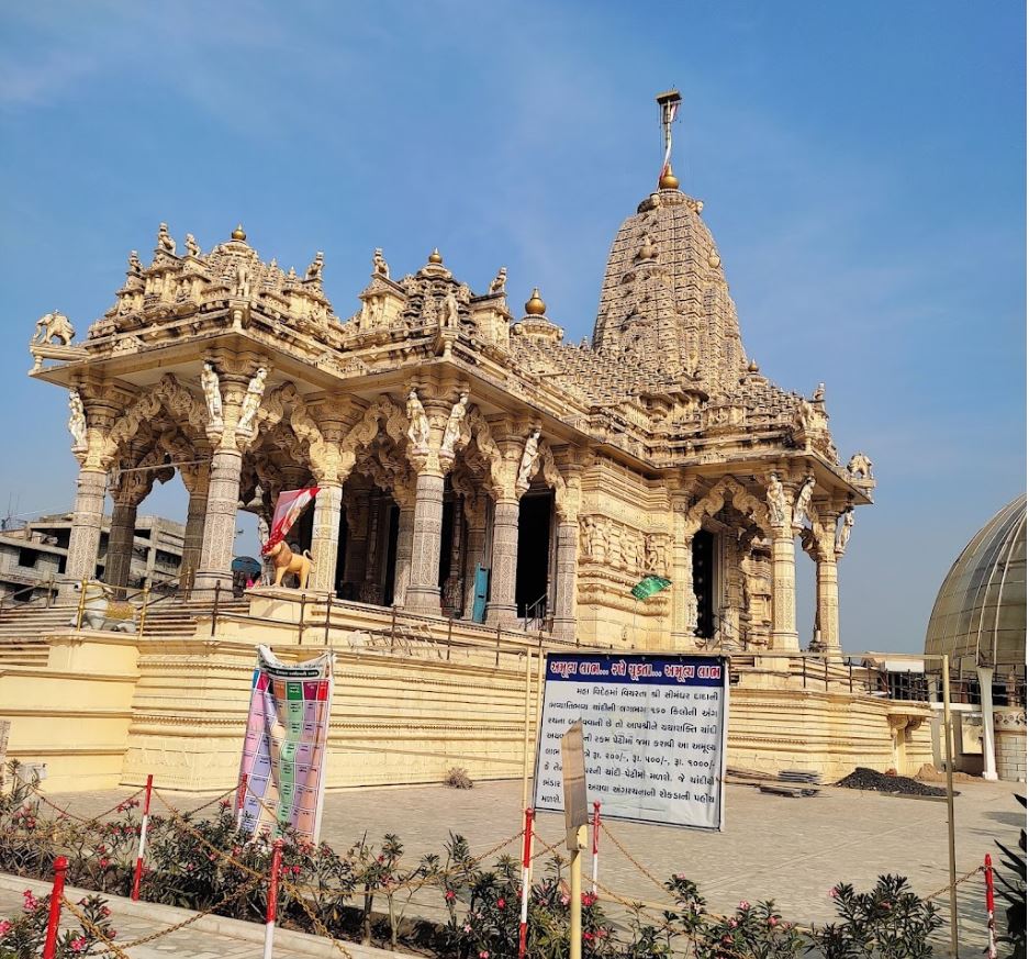 Shri Simandhar Swami Shwetamber Jain Tirth, Modhera Circle, Mahesana (Gujarat) image 1