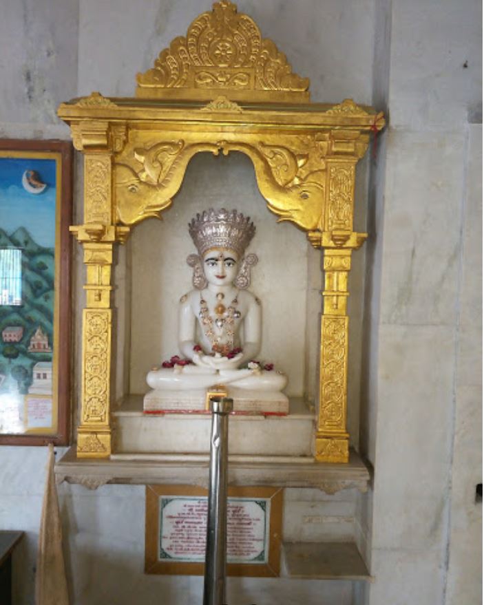 Shri Vasupujya Swami Shwetamber Jain Mandir, Kamboj Nagar, Sukheshwar Society, Mahesana (Gujarat) image 6