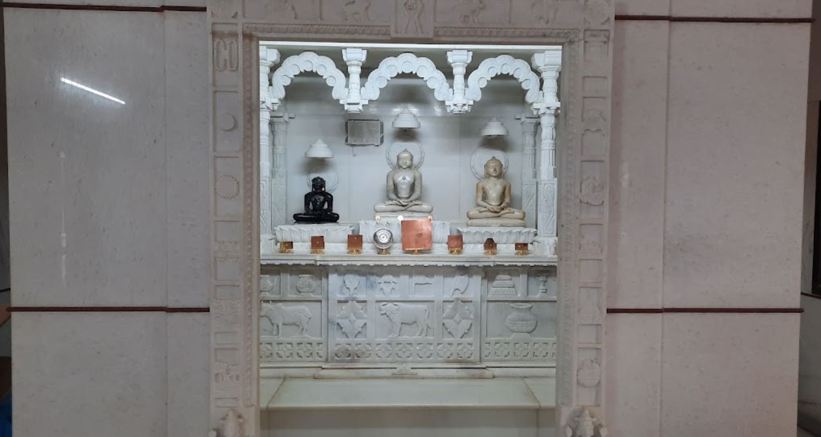 Shri Digamber Jain Mandir, Valasana, District - Mahesana (Gujarat) image 3