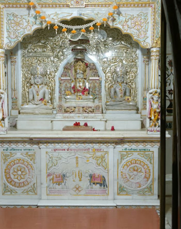 Shri Champapuri Vasupujya Swami Panchkalnayak Shwetamber Jain Tirth, Tanti Bazar Road, Nathnagar, Bhagalpur (Bihar) image 10