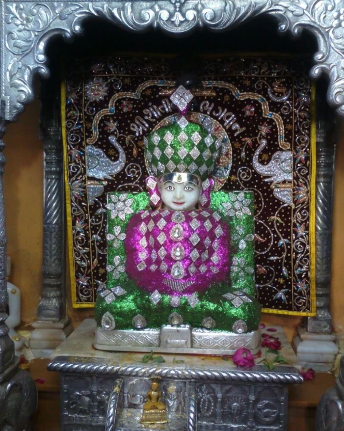 Shri Shantinath Jain Derasar, Lal Darwaja, Visnagar, District - Mahesana (Gujarat) image 2