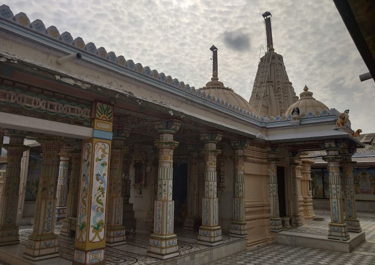 Shri Neminath Bhagwan Jain Derasar, Valam Jain Tirth, Valam, District - Mahesana (Gujarat) image 3