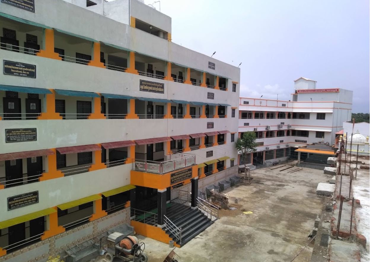 Shri Champapuri Vasupujya Swami Panchkalnayak Shwetamber Jain Tirth, Tanti Bazar Road, Nathnagar, Bhagalpur (Bihar) image 12