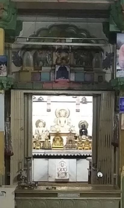 Shri Parshvnath Digamber Jain Mandir, Vanch, District - Ahmedabad (Gujarat) image 3