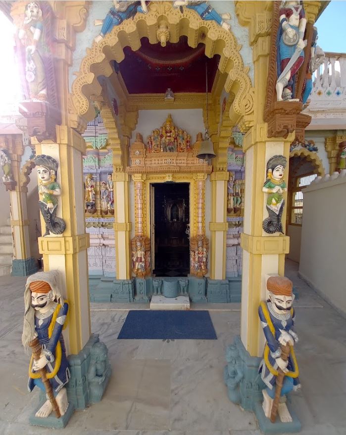 Shri Chandraprabh Swami Shwetamber Jain Tirth, Lala, District - Kachchh (Gujarat) image 2