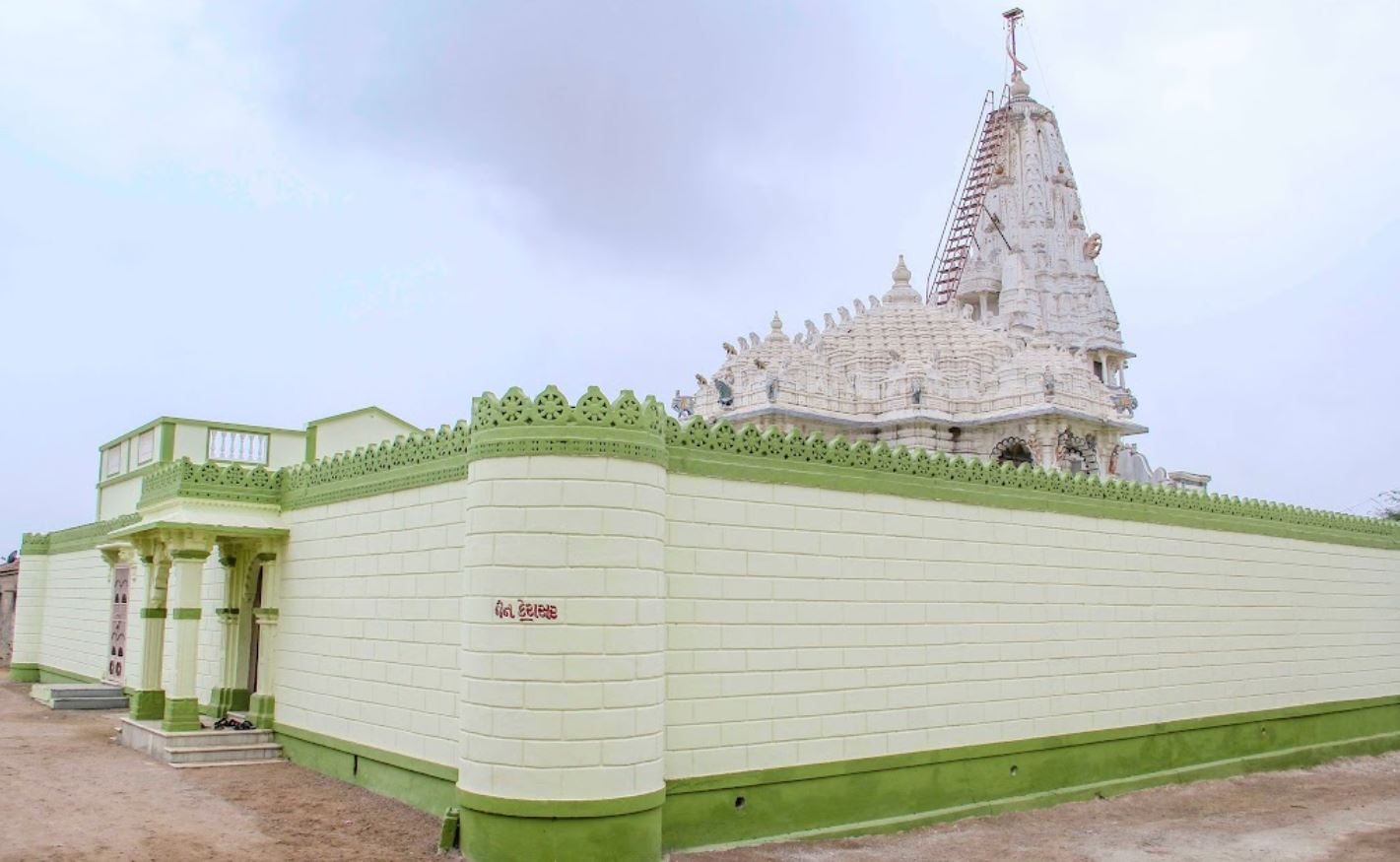 Shri Adinath Bhagwan Shwetamber Jain Derasar, Jasapar, District - Kachchh (Gujarat) image 1