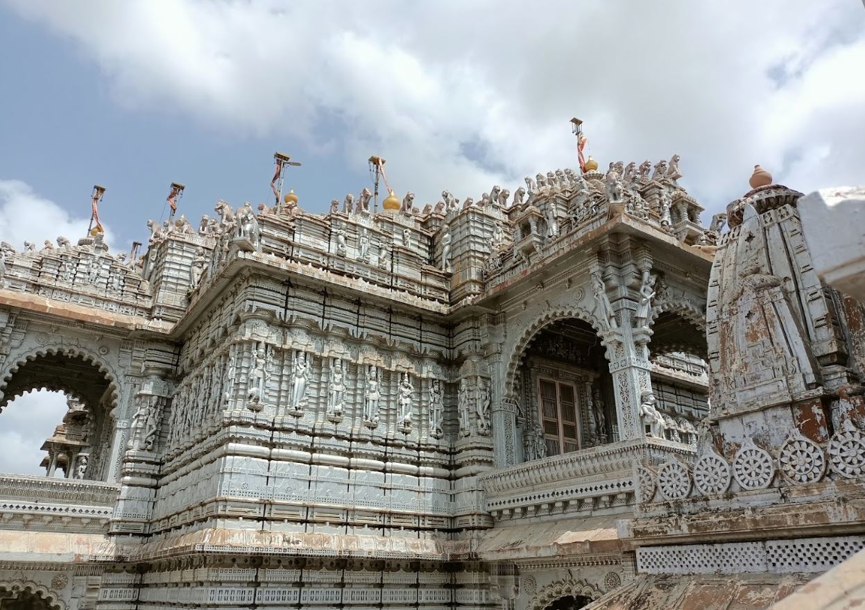 Shri Shantinath Bhagwan Shwetamber Jain Tirth, Kothara, District - Kachchh (Gujarat) image 5