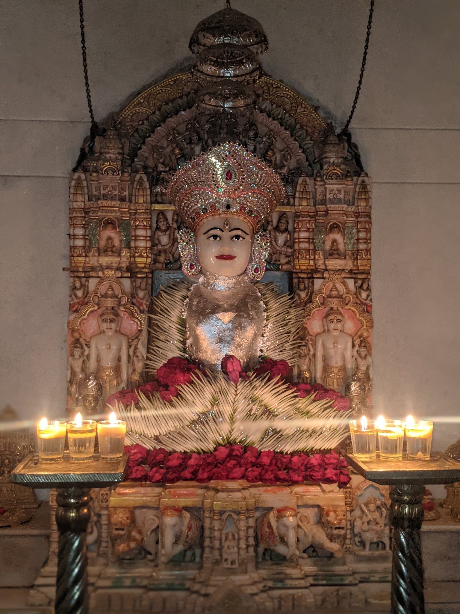 Shri Vasupujya Swami Shwetamber Jain Derasar, Vatsalya Height, New Pal Road, Adajan Gam, Surat (Gujarat) thumbnail 4