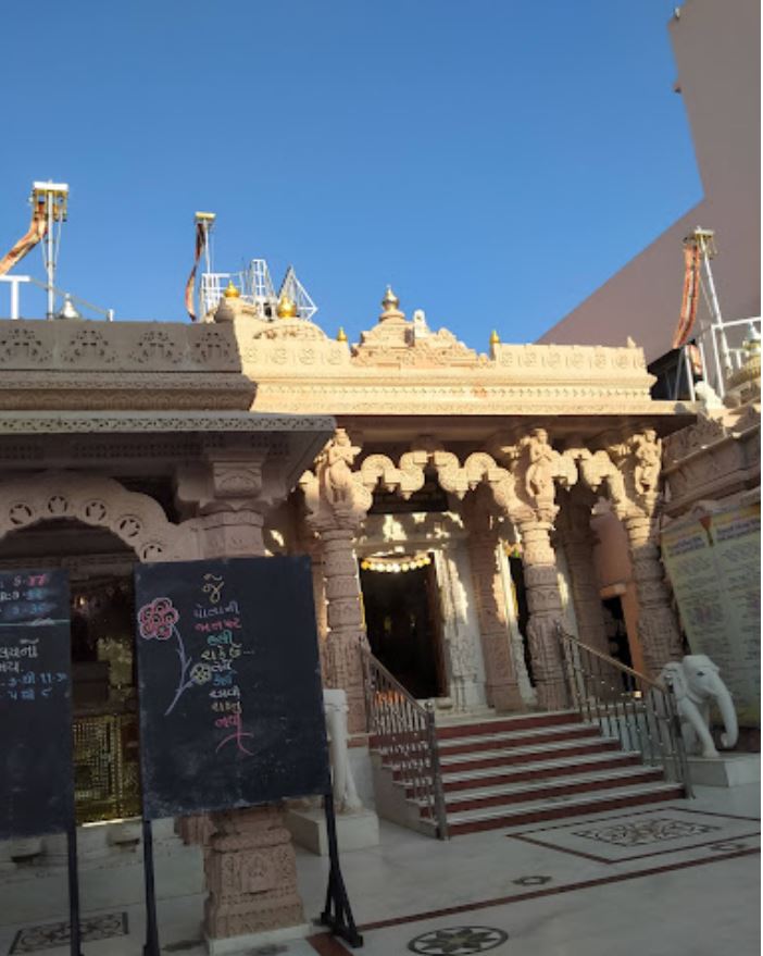 Shri Nakoda Parshvnath Shwetamber Jain Derasar, Adipur, Gandhidham, District - Kachchh (Gujarat) image 3