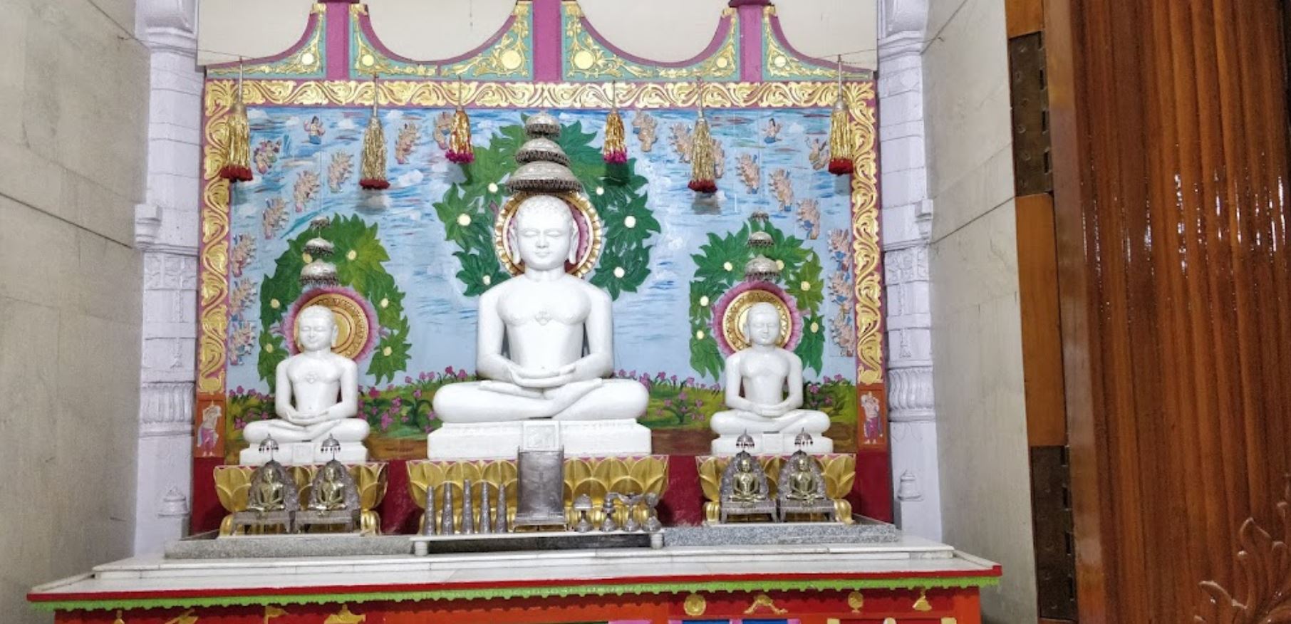 Shri 1008 Bhagwan Mahaveer Digamber Jain Mandir, Ward 10BC, Gandhidham, District - Kachchh (Gujarat) image 2