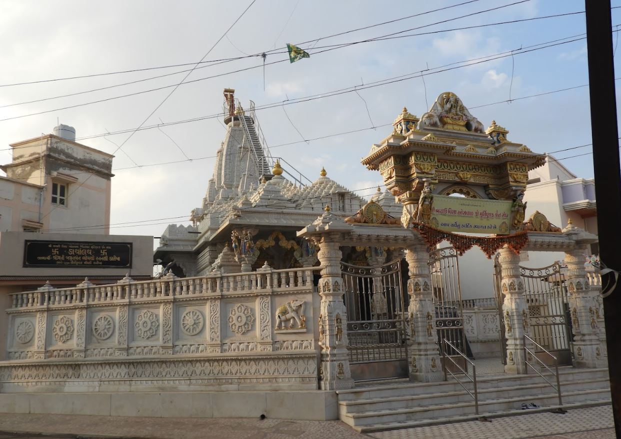 Shri Chintamani Parshvnath Shwetamber Jain Derasar, Ramwadi, Bhachau, District - Kachchh (Gujarat) image 1