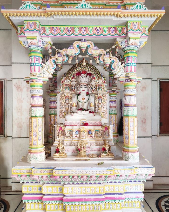 Shri Adinath Bhagwan Shwetamber Jain Derasar, Lakadiya, District - Kachchh (Gujarat) image 2