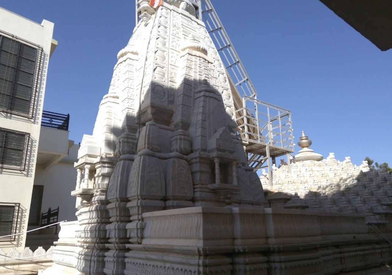 Shri Shantinath Bhagwan Shwetamber Jain Derasar, Lakadiya, District - Kachchh (Gujarat) image 3