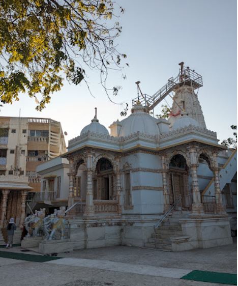 Shri Jain Dadawadi and Seth Dosabhai Lalchand Dharamshala, Vijay Nagar, Bhuj, District - Kachchh (Gujarat) image 1