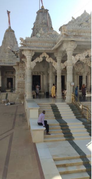 Shri Sambhavnath Shwetamber Jain Derasar, Vijay Nagar, Bhuj, District - Kachchh (Gujarat) image 1