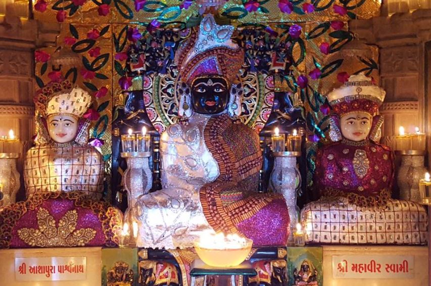 Shri Sambhavnath Shwetamber Jain Derasar, Vijay Nagar, Bhuj, District - Kachchh (Gujarat) image 2