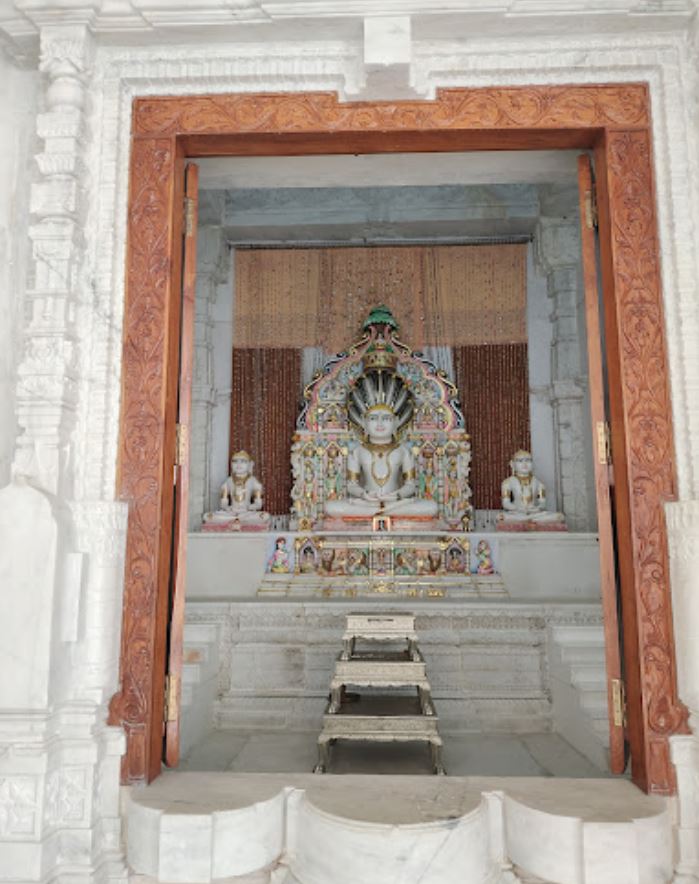 Shri Parshva Jinalaya Shwetamber Jain Mandir, Veerayatan, Rajgir, District - Nalanda (Bihar) image 6