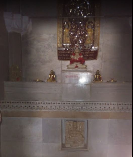 Shri Chandraprabhu Swami Shwetamber Jain Derasar, Goersama, Mundra, District - Kachchh (Gujarat) image 2