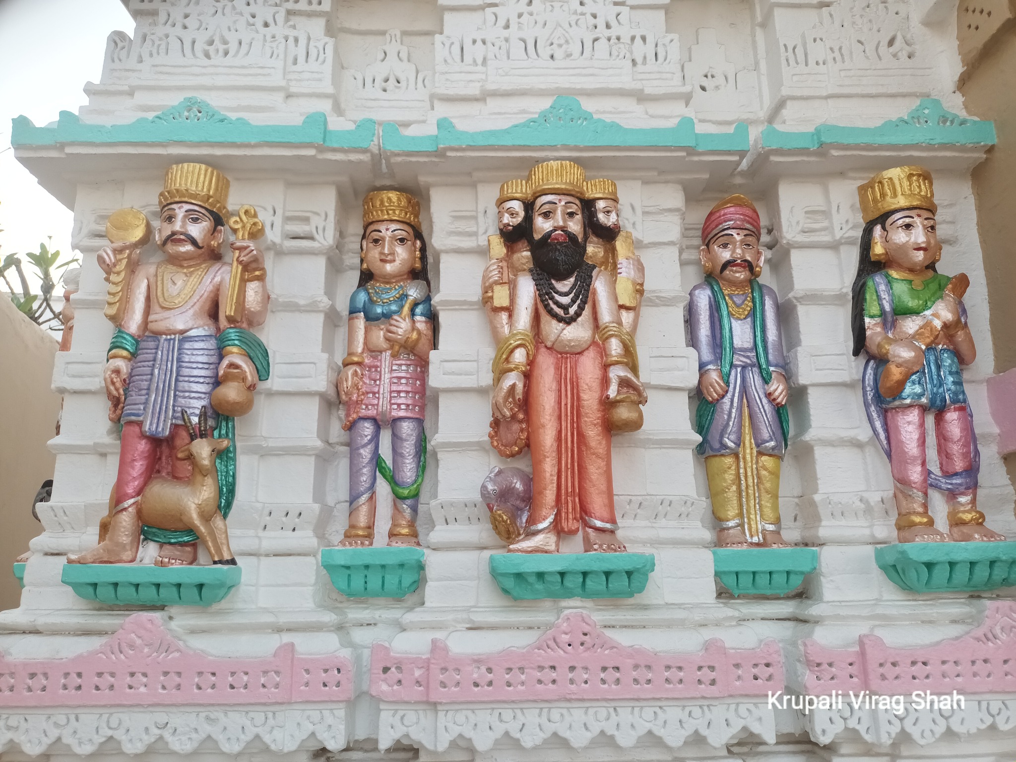 Shri Shantinath Bhagwan Shwetamber Jain Derasar, Luni, Mundra, District - Kachchh (Gujarat) image 10