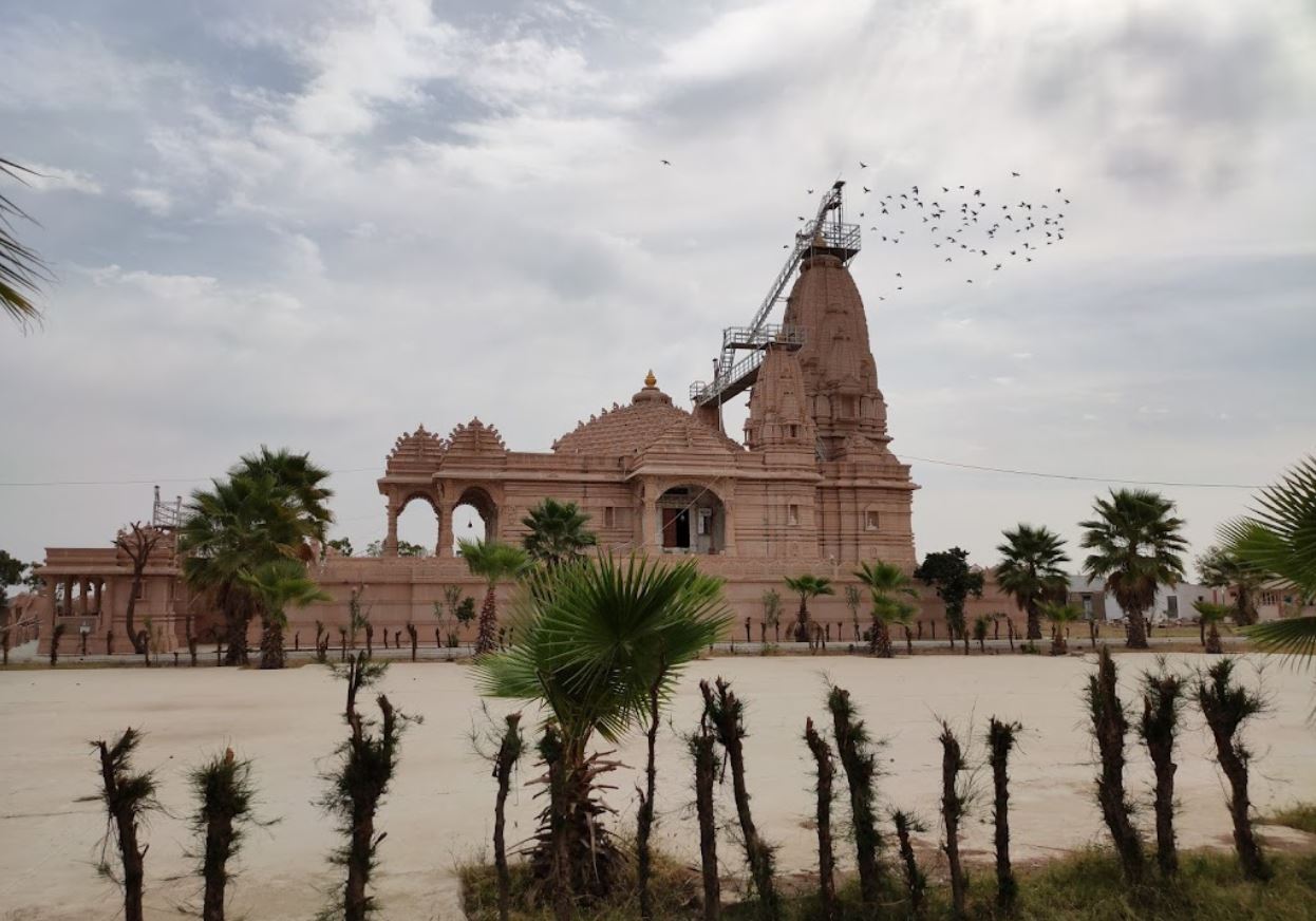 Shri Parshv Vallabh Dham Jain Tirth, Kakadbhit, District - Kachchh (Gujarat) image 2