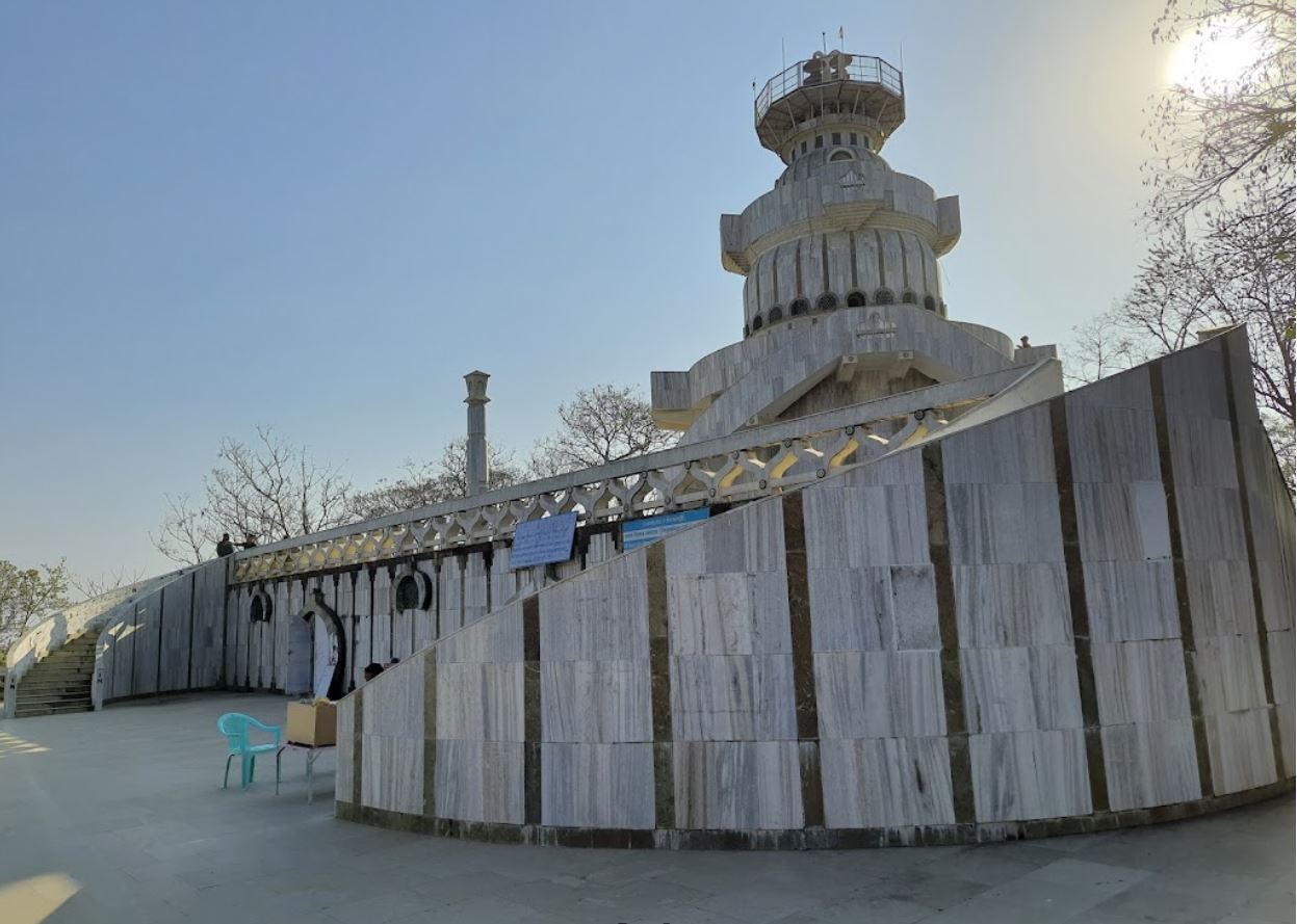 Shri Rajgrahi Siddh Kshetra, Pratham Deshna Smarak, Vipulachal Parvat, Rajgir, District - Nalanda (Bihar) image 5