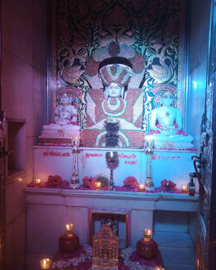 Shri Mahaveer Swami Shwetamber Jain Derasar, Thoriari, District - Kachchh (Gujarat) image 2