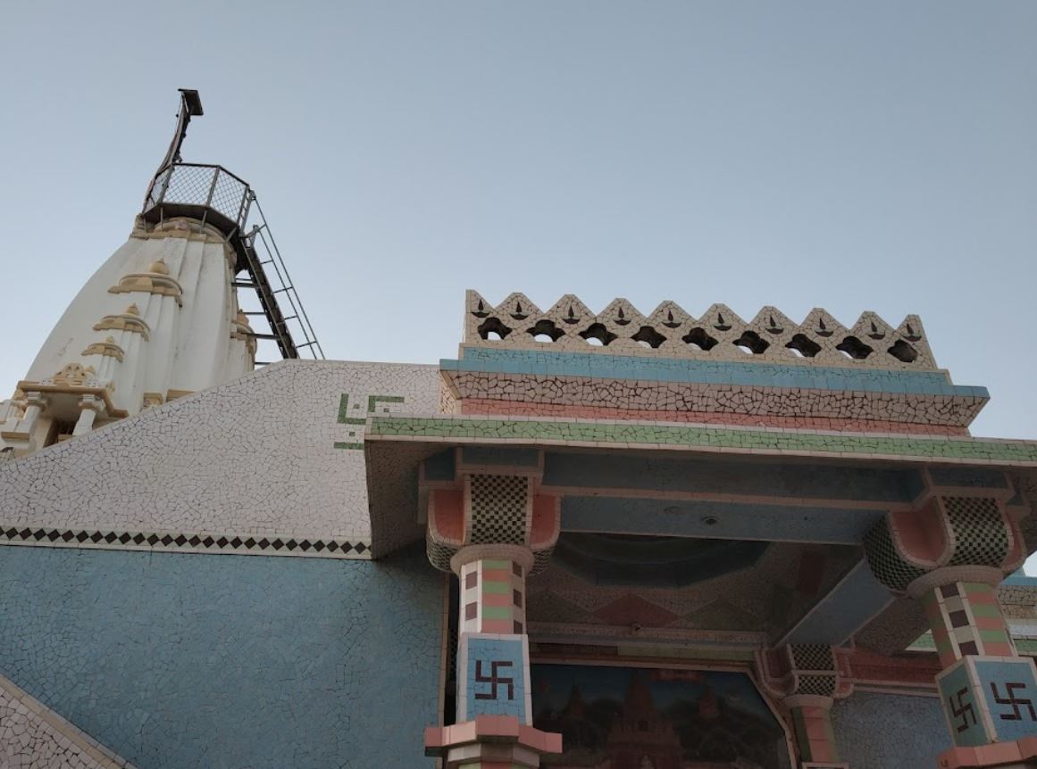 Shri 108 Chorwadi Chintamani Parshvnath Shwetamber Jain Mandir, Chorwad, District - Junagadh (Gujarat) image 4