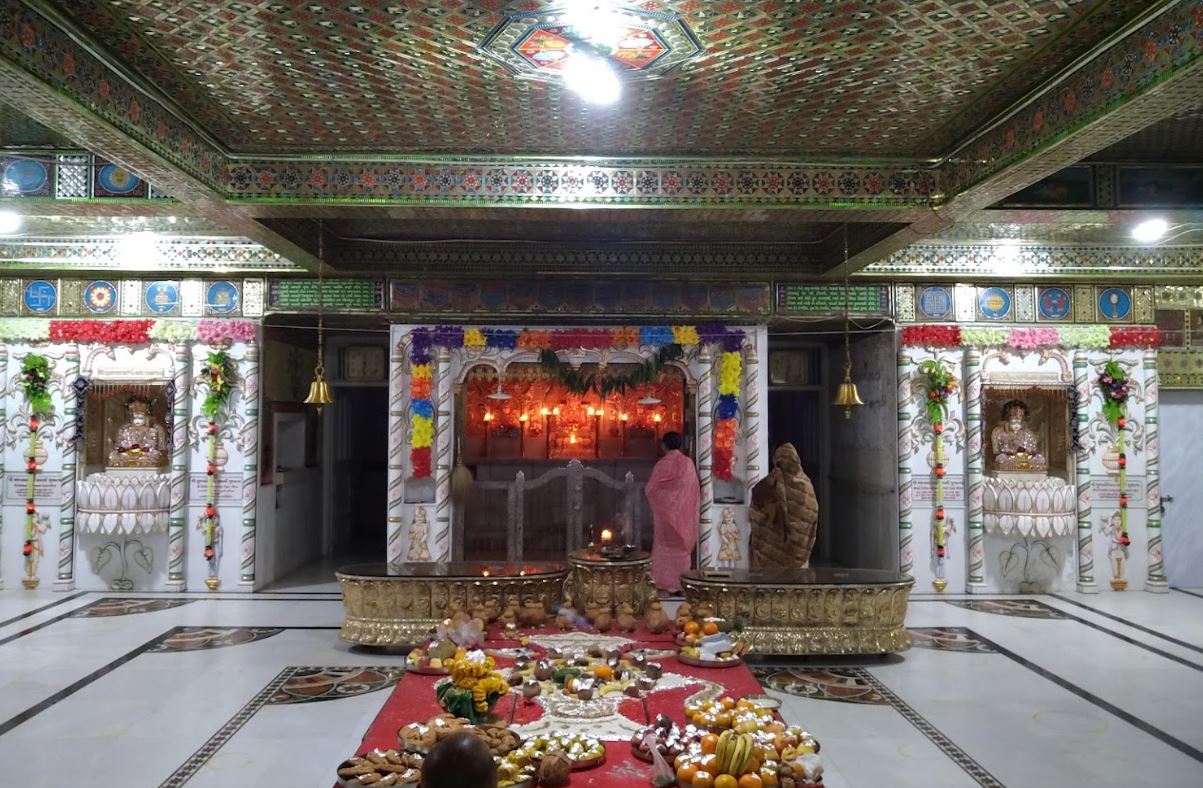Shri Shankeshwar Parshvnath Kaanch Shwetamber Jain Derasar, Road Number 2, Patel Colony, Jamnagar (Gujarat) image 4