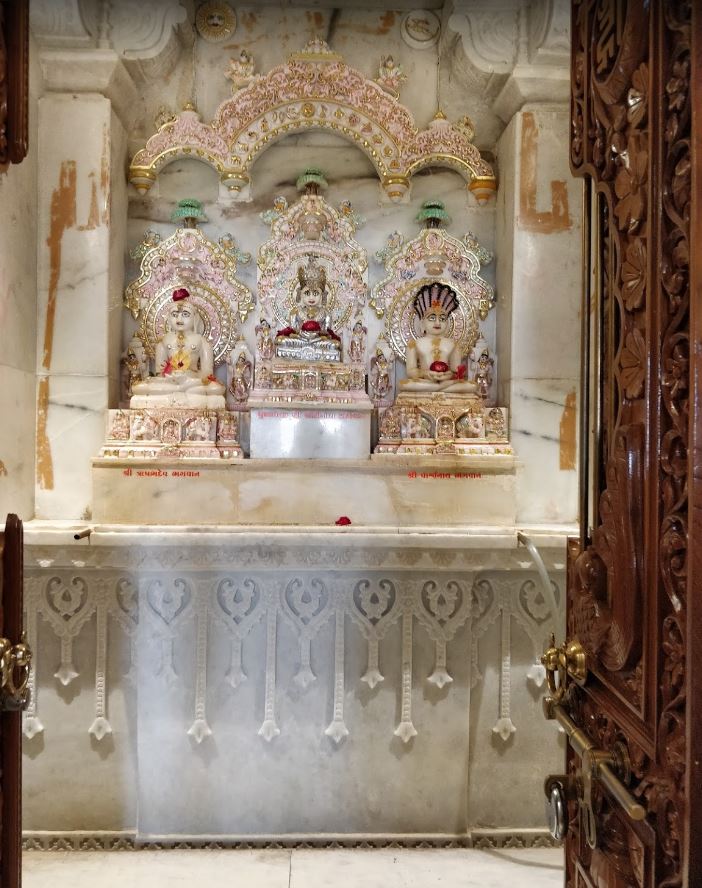 Shri Sammet Shikhar Jinalaya, Patrakar Colony, Jamnagar (Gujarat) image 3