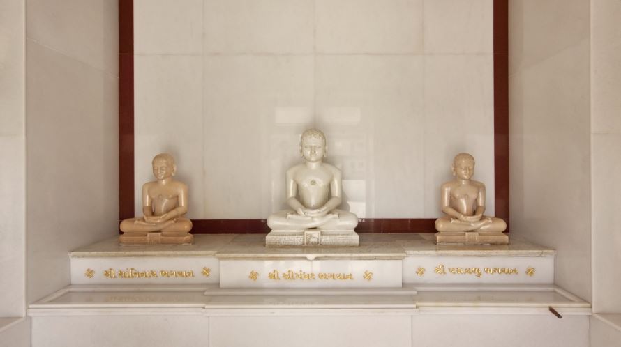 Shri Mahaveer Swami Digamber Jain Mandir, Arya Samaj Road, Shankar Tekri, Jamnagar (Gujarat) image 5