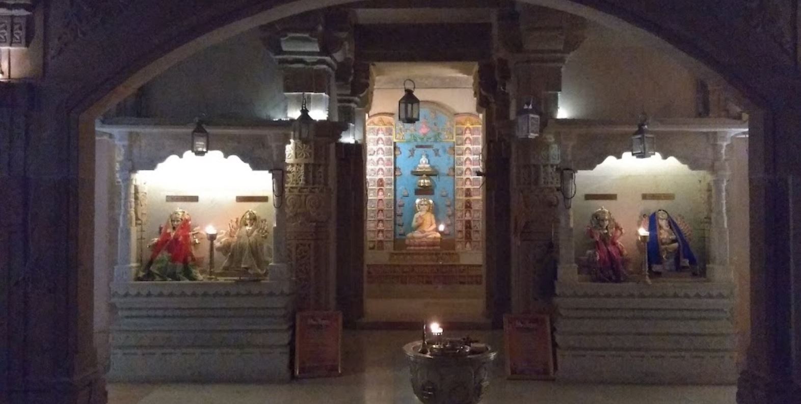 Shri Munisuvrat Swami Navkardham Shwetamber Jain Derasar, Surat - Kadodara Road, Vedchha, District - Surat (Gujarat) image 4