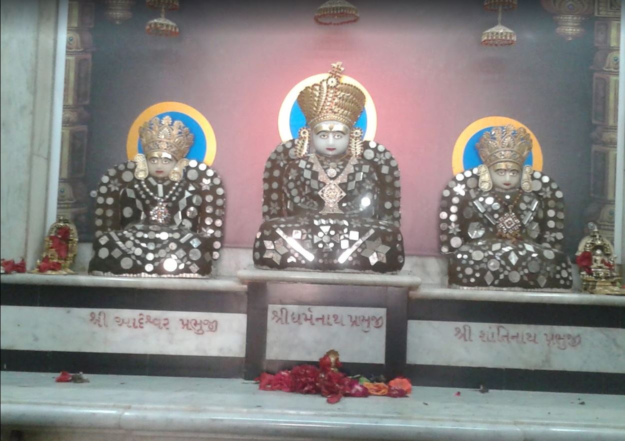 Shri Dharmnath Bhagwan Jain Shwetamber Mandir, Lalpur, District - Jamnagar (Gujarat) image 1