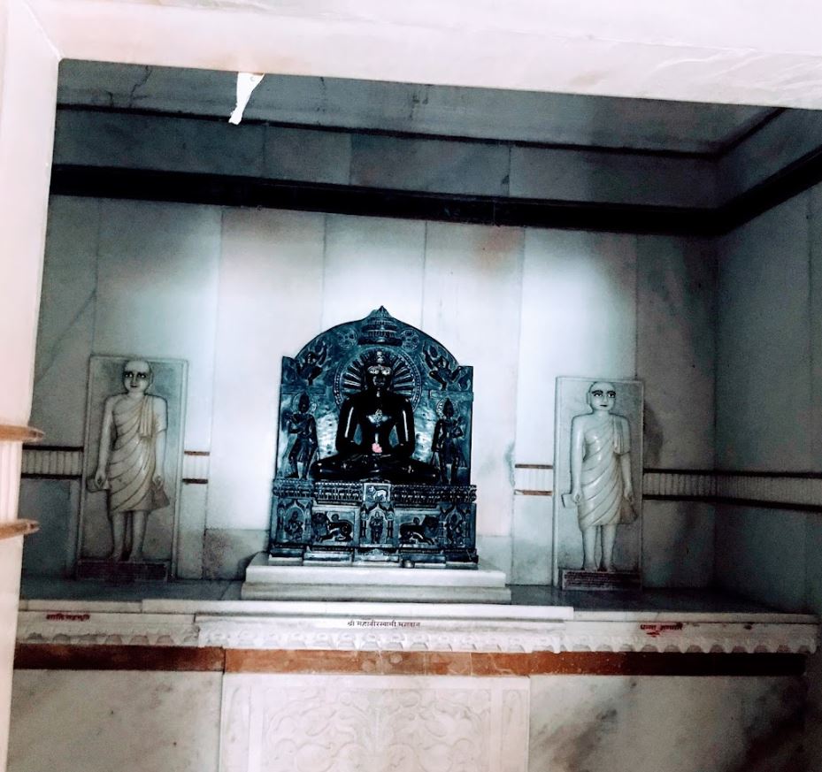 Shri Rajgrahi Siddh Kshetra, Shri Dhanna Shalibhadra Jain Shwetamber Mandir, Vaibhargiri Parvat, Rajgir, District - Nalanda (Bihar) image 6