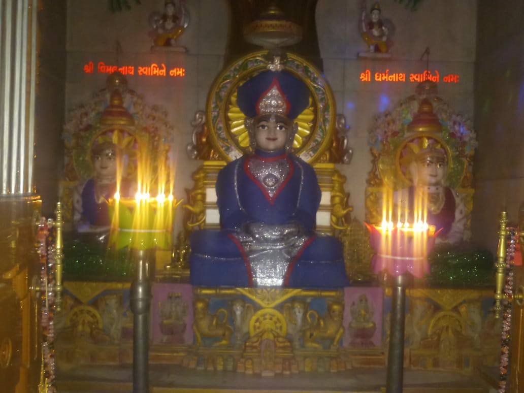 Shri Sheetalnath Swami Shwetamber Jain Mandir, Municipal High School Road, Pankaj Society, Dehgam, District - Gandhinagar (Gujarat) thumbnail 2