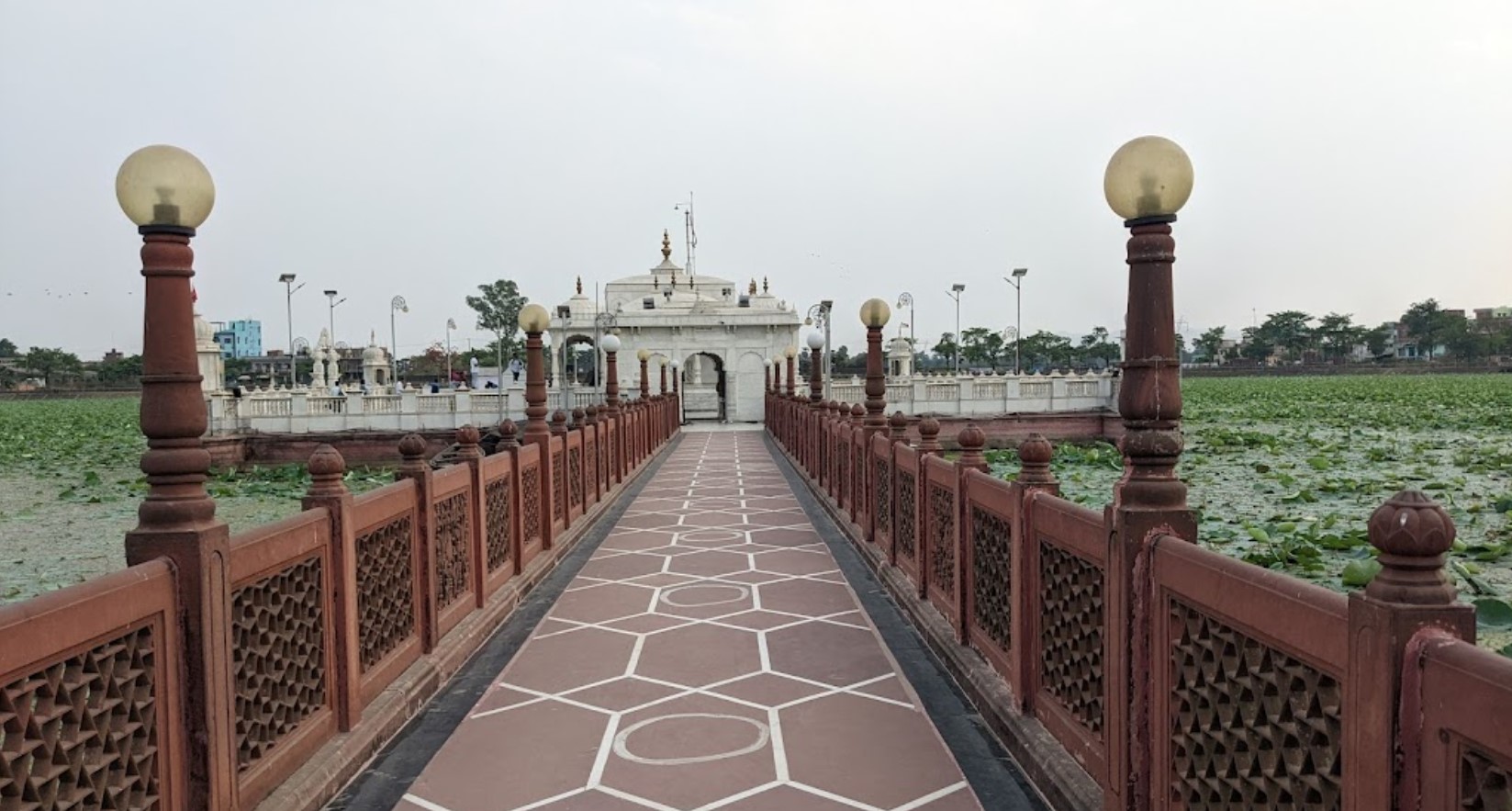 Shri Jal Mandir, Pawapuri (Pavapuri), District - Nalanda (Bihar) thumbnail 3