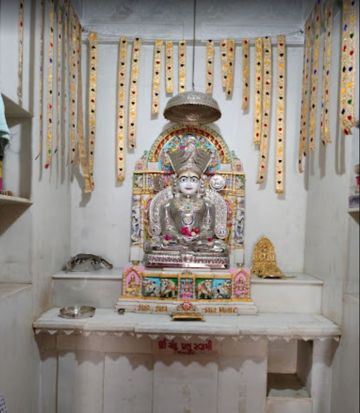 Shri Chandraprabhu Swami Shwetamber Jain Derasar, Anand Residency, Dehgam, District - Gandhinagar (Gujarat) image 1