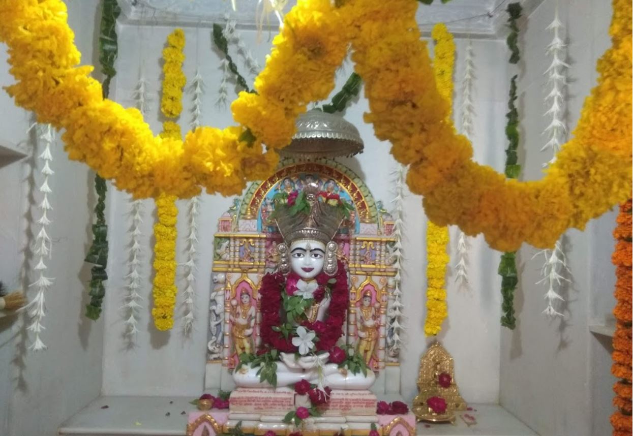 Shri Chandraprabhu Swami Shwetamber Jain Derasar, Anand Residency, Dehgam, District - Gandhinagar (Gujarat) image 2