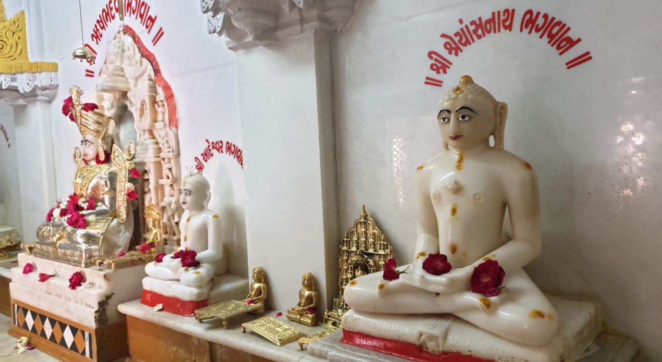 Shri Rishabhdev Bhagwan Shwetamber Jain Derasar, Malan, Mansa, District - Gandhinagar (Gujarat) image 3