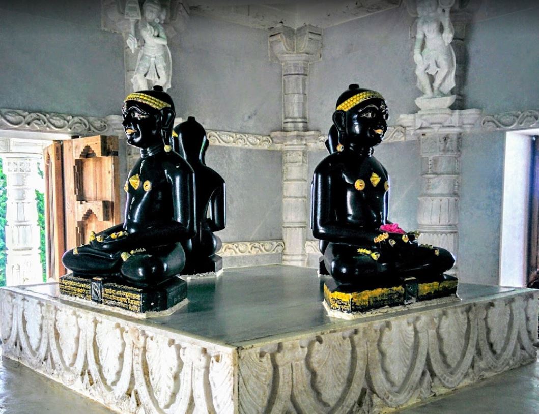 Mini Girnar Tirth Dham Shwetamber Jain Tirth, Manekpur, Mahudi-Gandhinagar Highway, District - Gandhinagar (Gujarat) image 2