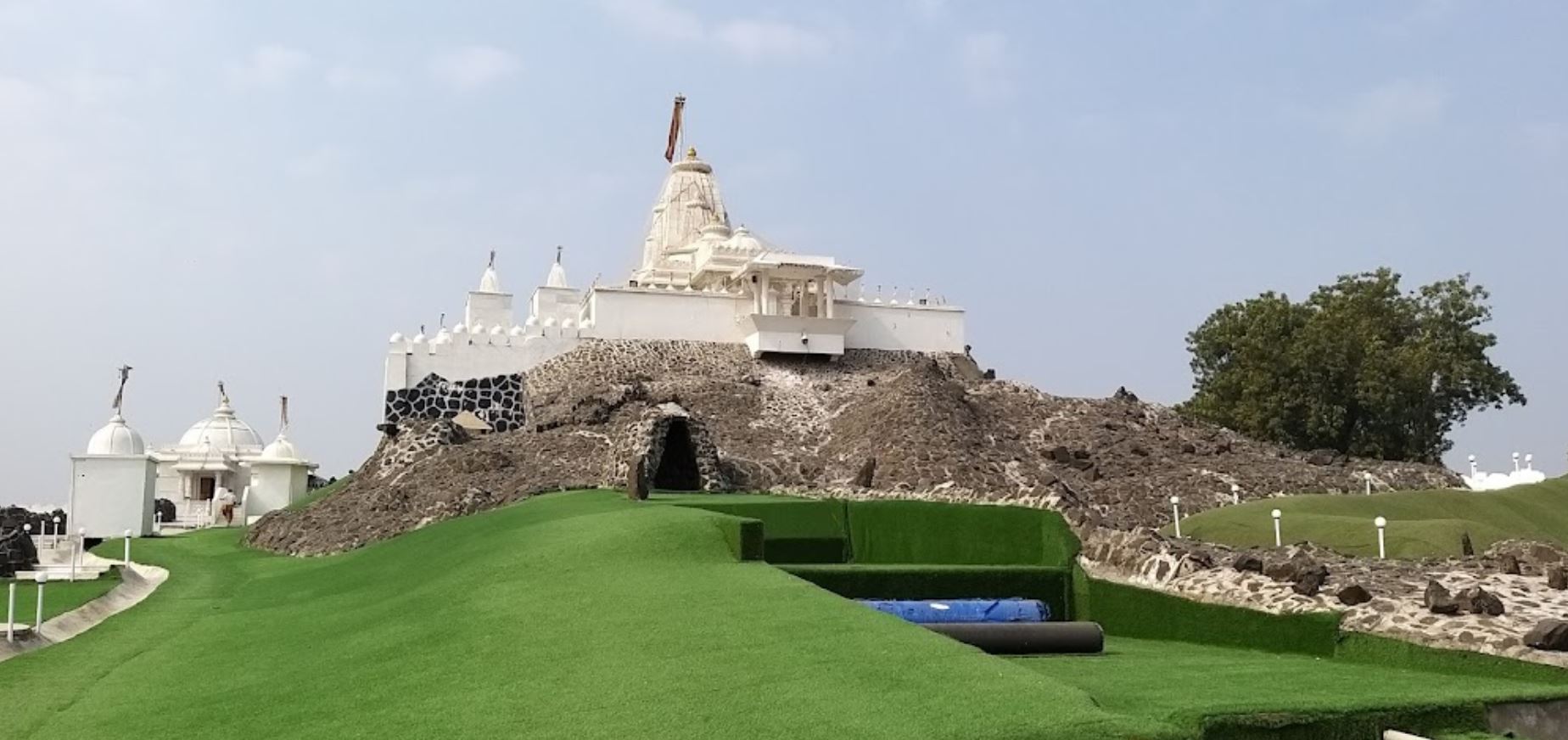 Mini Girnar Tirth Dham Shwetamber Jain Tirth, Manekpur, Mahudi-Gandhinagar Highway, District - Gandhinagar (Gujarat) image 5
