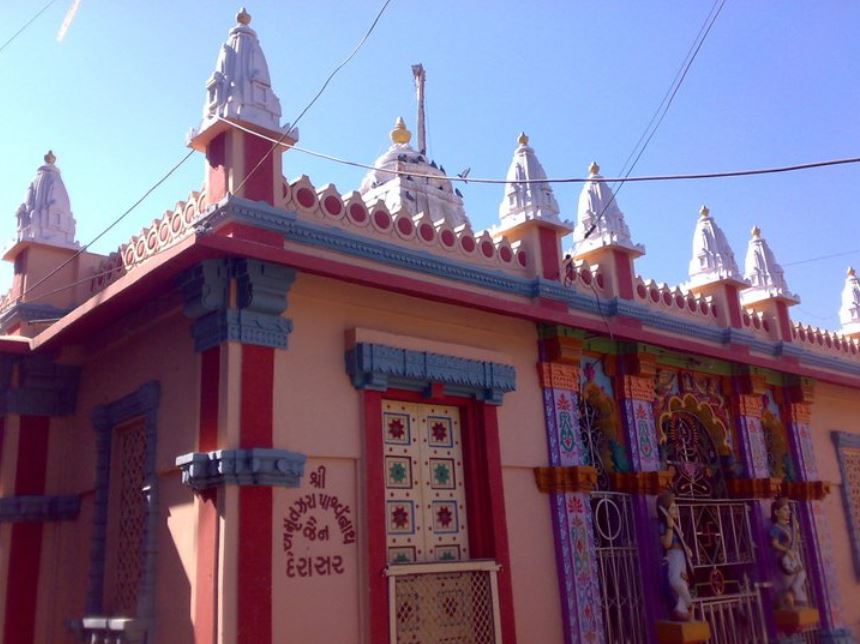108 Shri Amrutjara Parshvnath Shwetamber Jain Derasar, Bhanvad, District - Devbhumi Dwarka (Gujarat) image 2