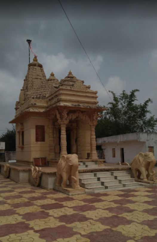 Shri Sahastrafana Parshvnath Shwetamber Jain Derasar, Juni Bodeli, District - Chhotaudepur (Gujarat) image 1