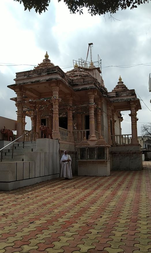 Shri Shwetamber Jain Mandir, Bhensavahi, District - Chhotaudepur (Gujarat) image 1