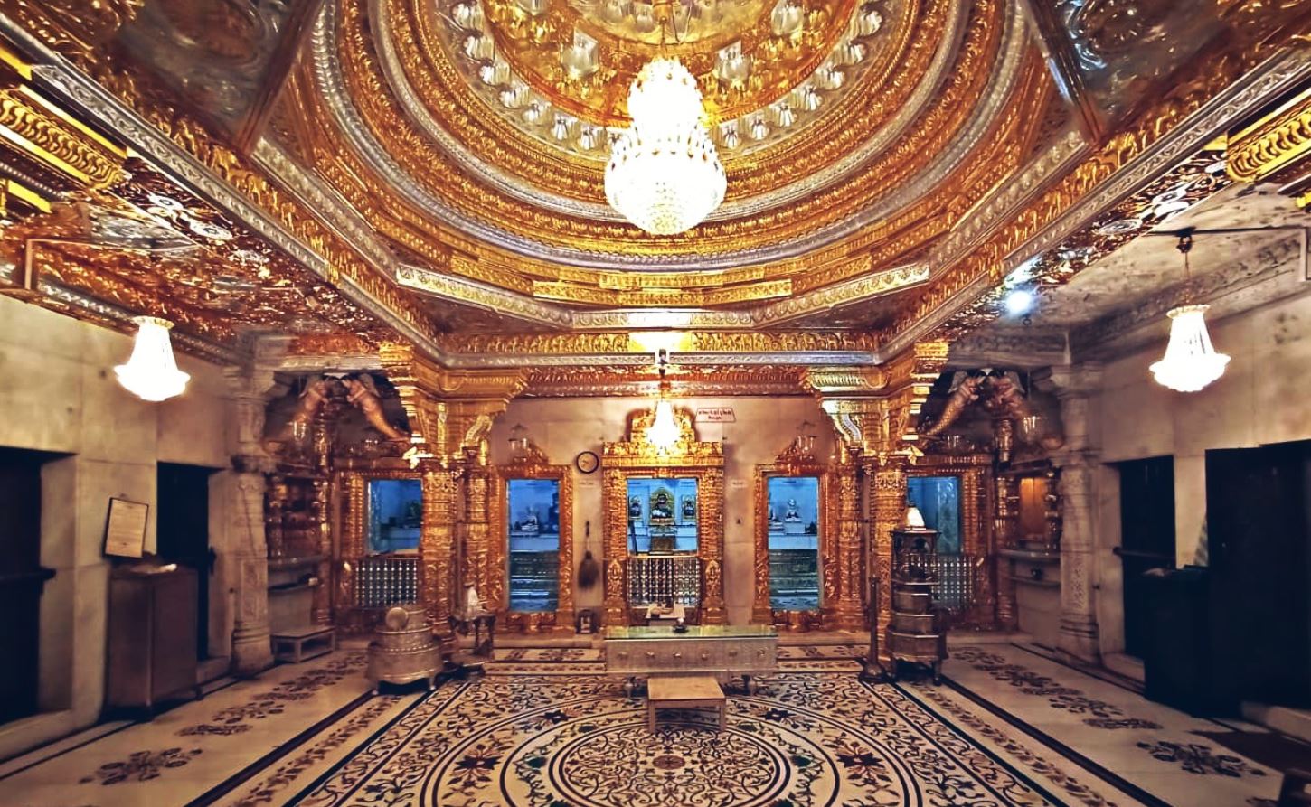 Shri Vasupujya Jinalaya, Shri Surat Sagrampura Jain Shwetamber Murtipujak Sangh, Mahaveer Hospital Road, Sagrampura, Surat (Gujarat) image 2