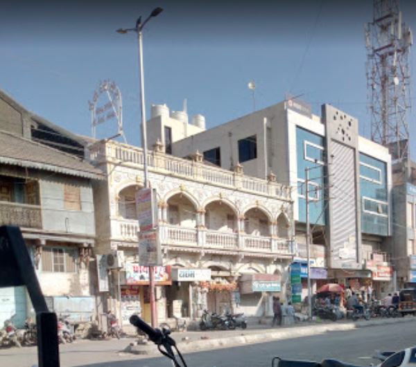 Shri Shwetamber Jain Derasar, Laxmi Society, Shali Bhadra Complex, Tower Road, Khojawadi, Sherthali, Botad (Gujarat) image 1